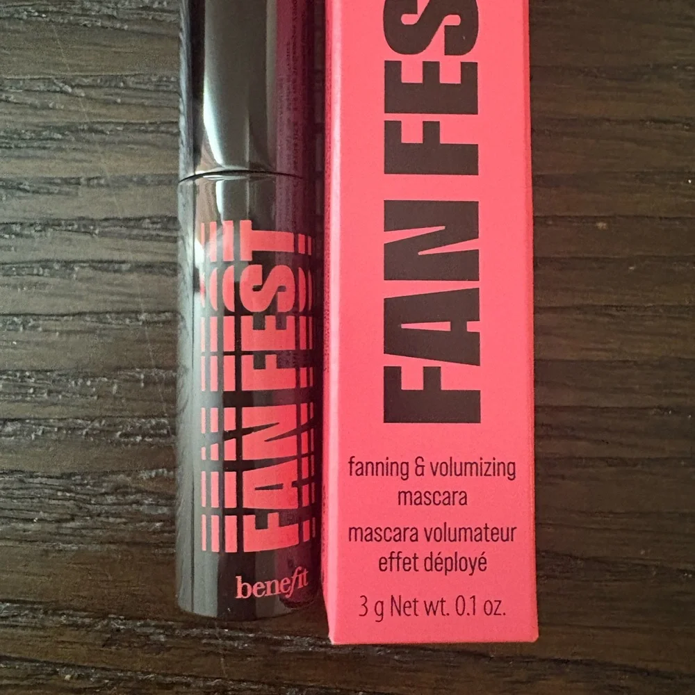 4/$20 NEW Benefit Fan Fest Mascara